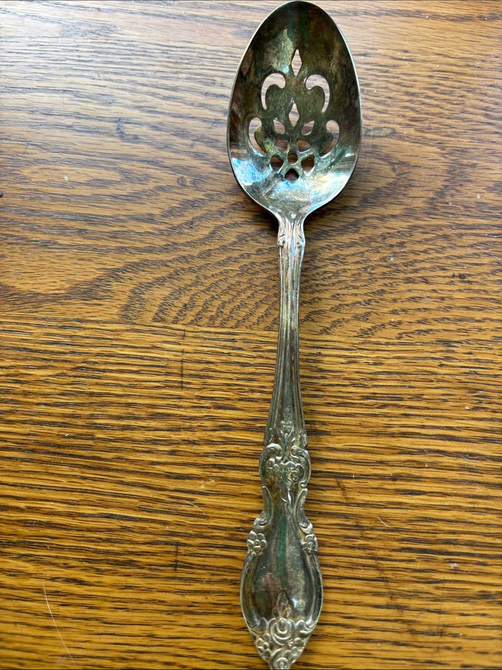Oneida Community Slotted Spoon, Silverplate. Louisiana
